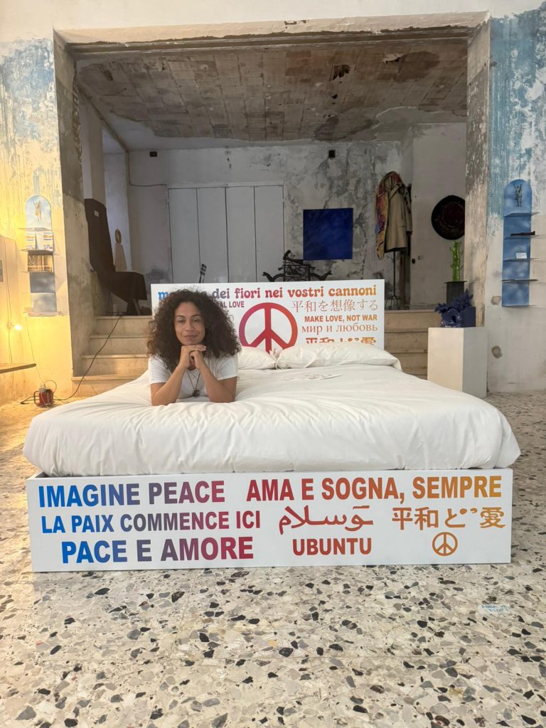 Anna Diop, letto della pace , photo Marta Massaioli , tecnica mista su legno , 2025 , produzione Mattia Priori Rebel House courtesy the artist
